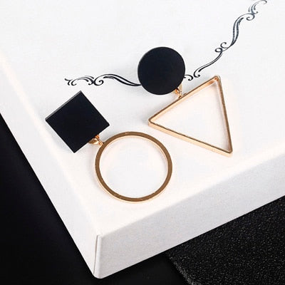New Fashion Stud Earrings For Women Golden Color Round Ball